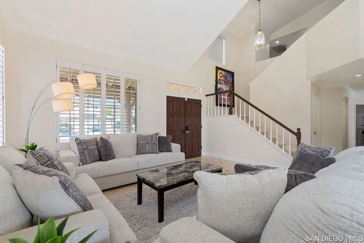 39810 Spinning Wheel Dr, Murrieta, California 92562