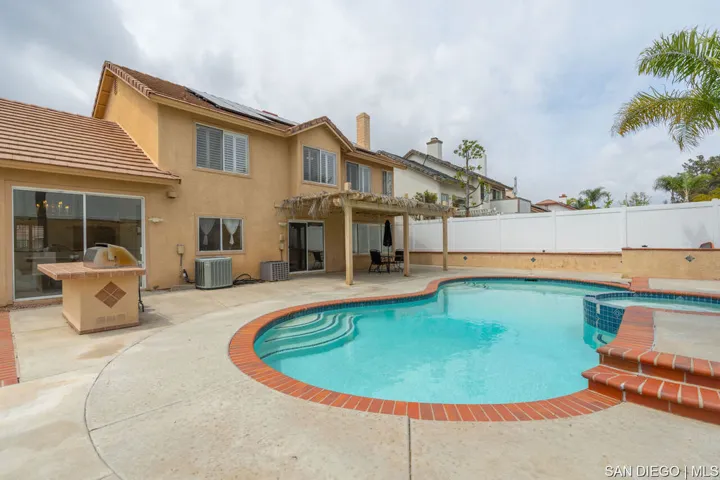 39810 Spinning Wheel Dr, Murrieta, California 92562