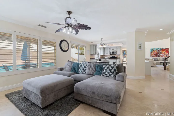 39810 Spinning Wheel Dr, Murrieta, California 92562