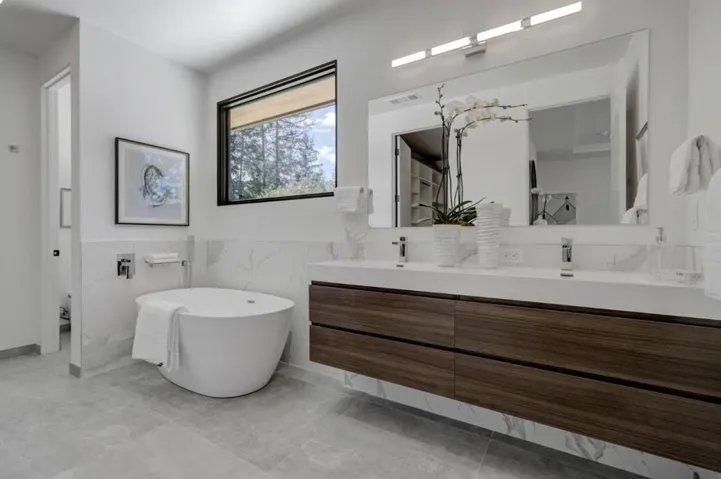 851 Manor Way, Los Altos, California 94024