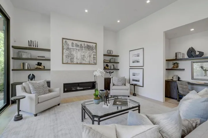 851 Manor Way, Los Altos, California 94024