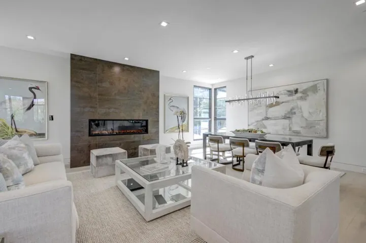 851 Manor Way, Los Altos, California 94024