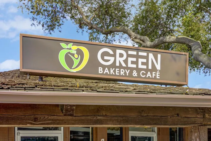 851 Manor Way, Los Altos, California 94024