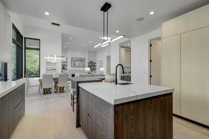 851 Manor Way, Los Altos, California 94024