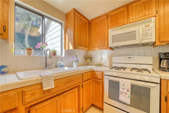 554 Buchon, San Luis Obispo, California 93401