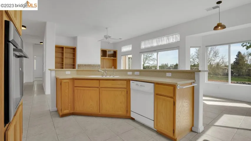 570 Central Park, Brentwood, California 94513