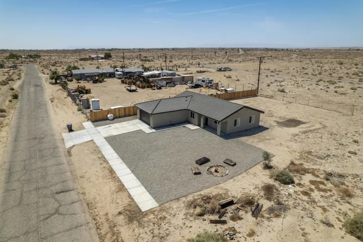 272 Tahoe AVE-24