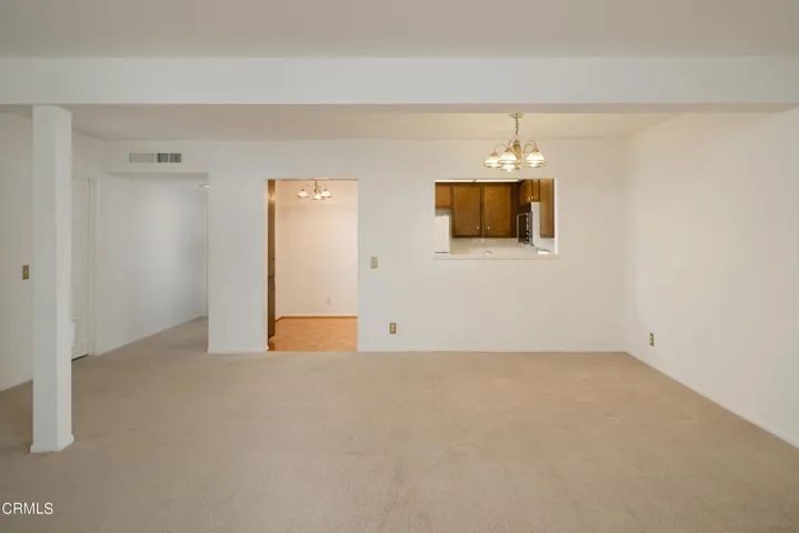 NPW_4700Natick204_011_FLEXMLS