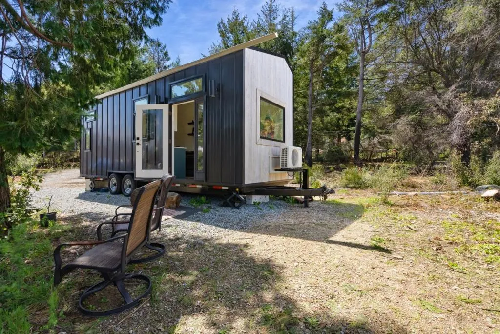 335 Braemoor Drive, Santa Cruz, California 95060 home-pic-2
