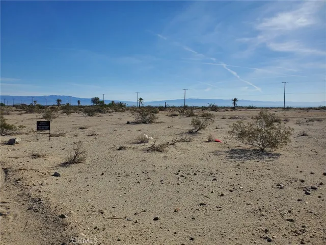 2362 Sand Ere Avenue, Thermal, California 92274