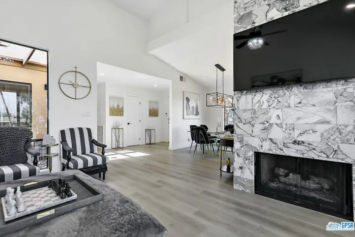 244 La Paz Way, Palm Desert, California 92260
