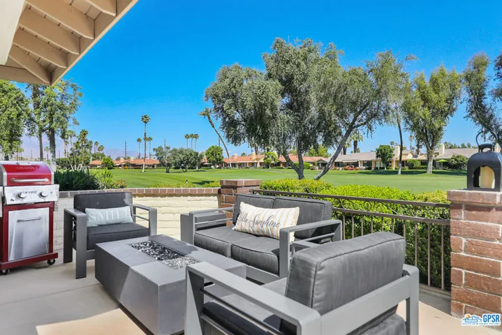 244 La Paz Way, Palm Desert, California 92260