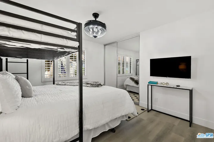 244 La Paz Way, Palm Desert, California 92260