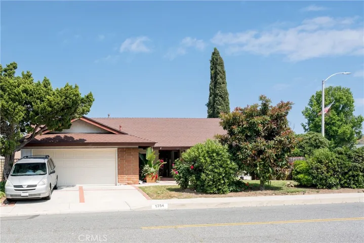 1754 Park Lawn Road, Hacienda Heights, California 91745