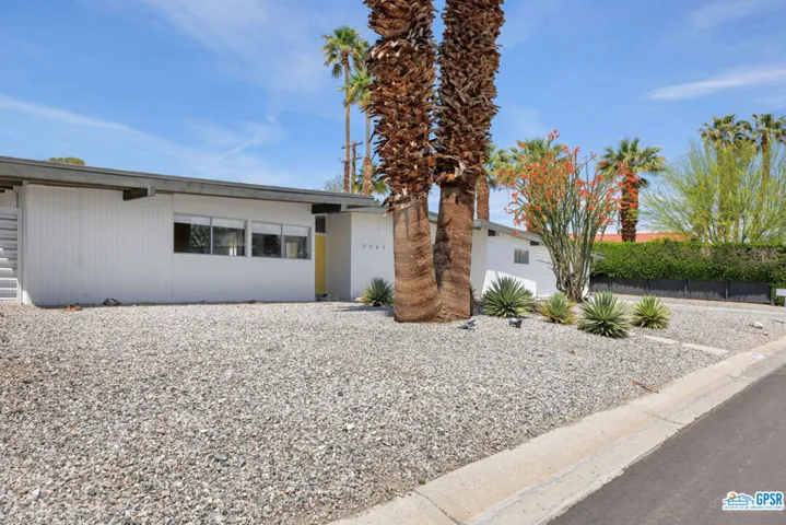 2267 N San Antonio Road, Palm Springs, California 92262