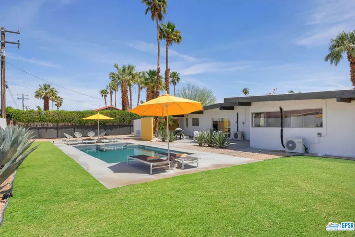 2267 N San Antonio Road, Palm Springs, California 92262