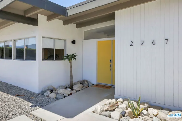 2267 N San Antonio Road, Palm Springs, California 92262