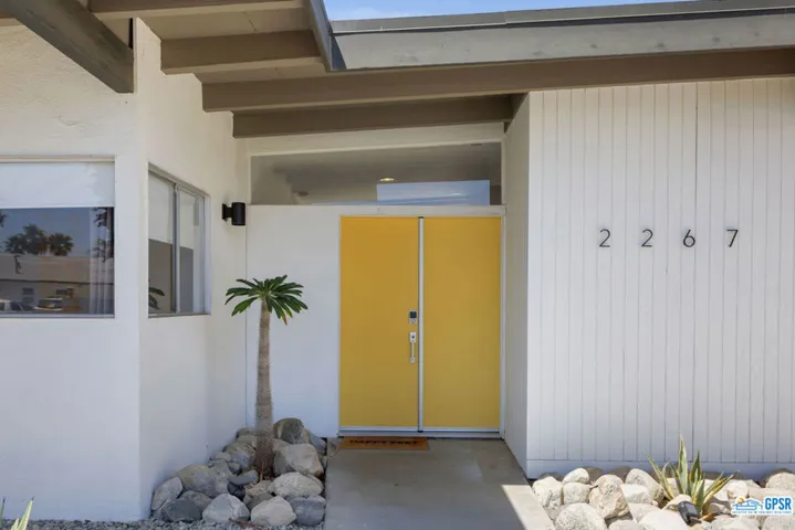 2267 N San Antonio Road, Palm Springs, California 92262