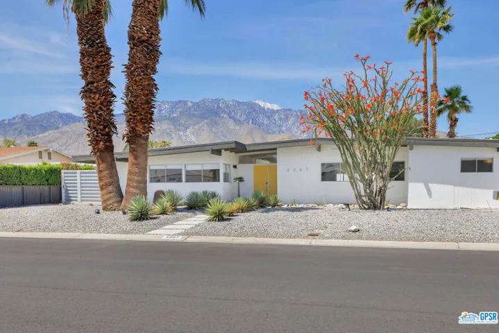 2267 N San Antonio Road, Palm Springs, California 92262