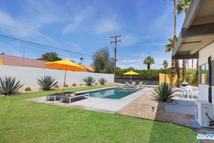 2267 N San Antonio Road, Palm Springs, California 92262