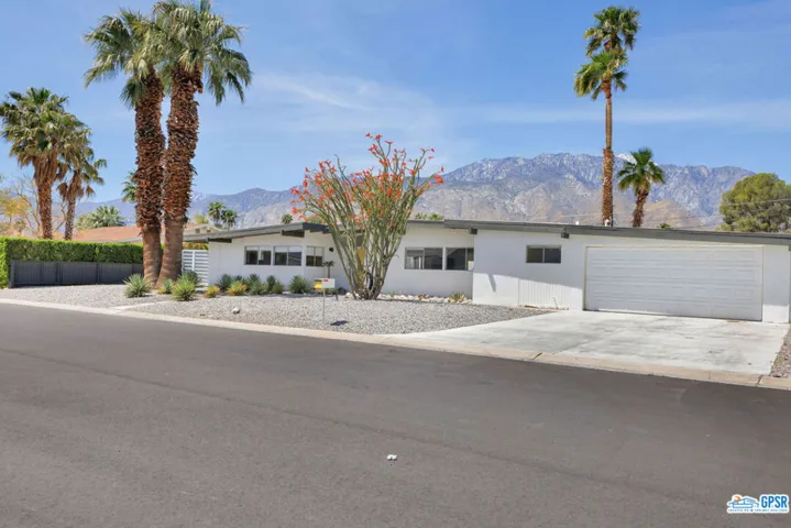 2267 N San Antonio Road, Palm Springs, California 92262