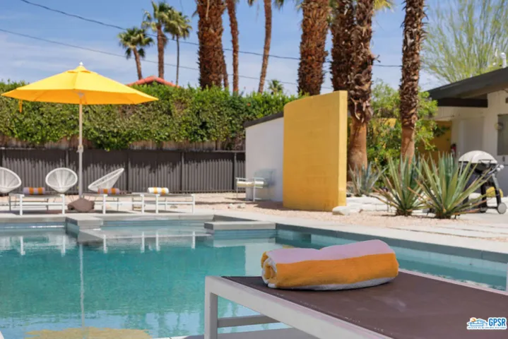 2267 N San Antonio Road, Palm Springs, California 92262