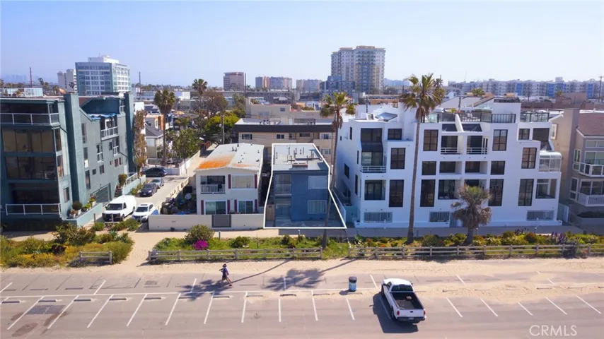 3305 Ocean Front, Marina del Rey, California 90292