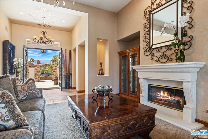 50 Laken Lane, Palm Desert, California 92211