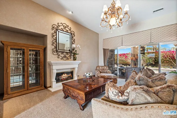 50 Laken Lane, Palm Desert, California 92211