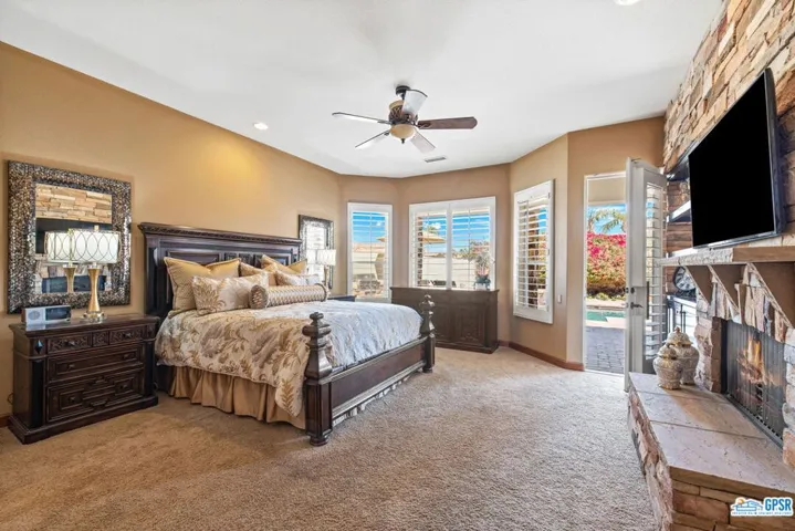 50 Laken Lane, Palm Desert, California 92211
