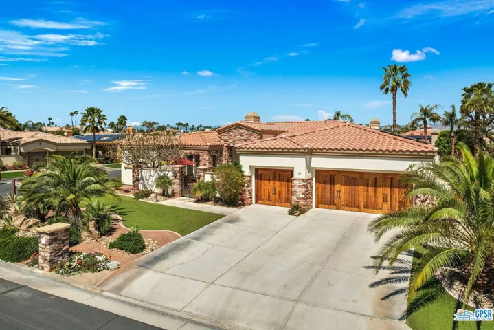 50 Laken Lane, Palm Desert, California 92211