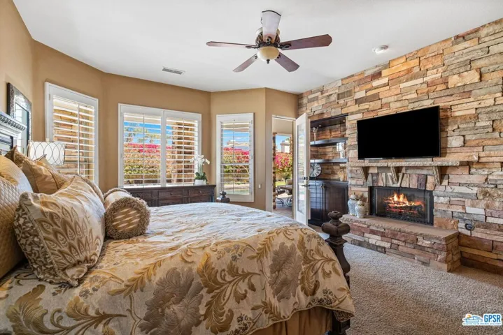 50 Laken Lane, Palm Desert, California 92211