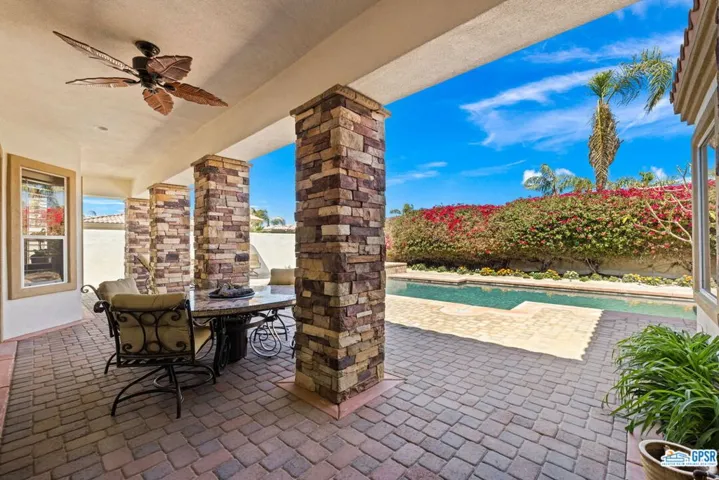 50 Laken Lane, Palm Desert, California 92211