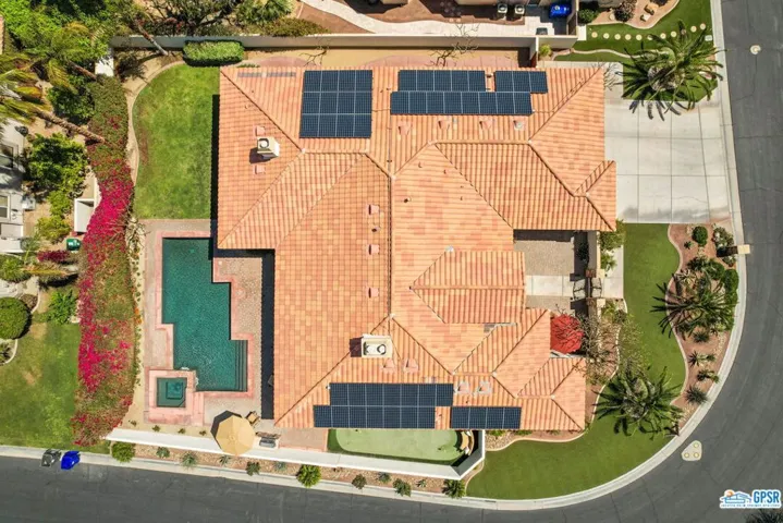 50 Laken Lane, Palm Desert, California 92211