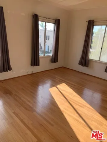 7970 Blackburn Avenue, Los Angeles, California 90048