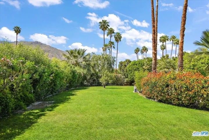2267 S Yosemite Drive, Palm Springs, California 92264