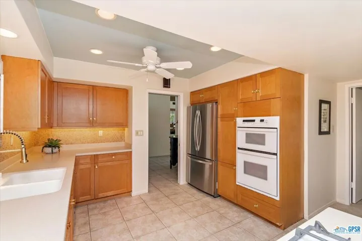 2267 S Yosemite Drive, Palm Springs, California 92264