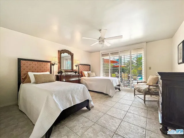 2267 S Yosemite Drive, Palm Springs, California 92264