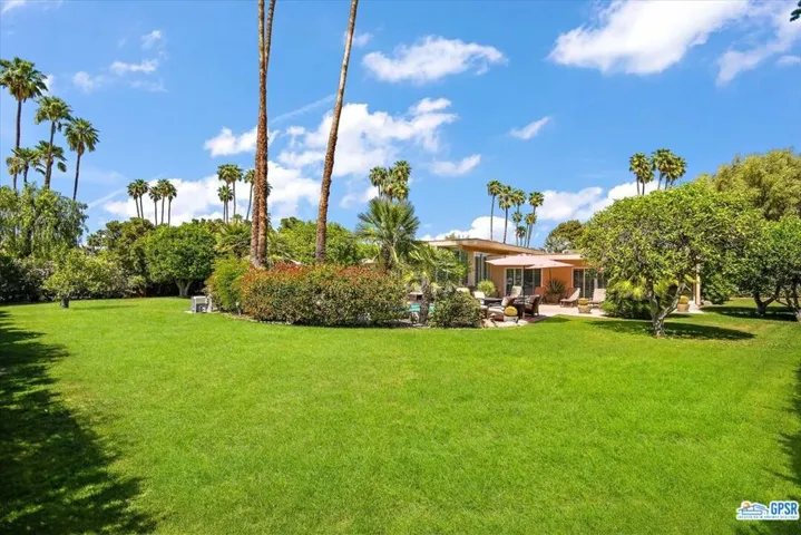 2267 S Yosemite Drive, Palm Springs, California 92264