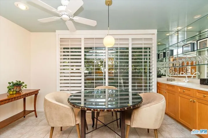2267 S Yosemite Drive, Palm Springs, California 92264