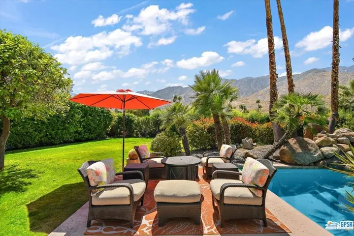 2267 S Yosemite Drive, Palm Springs, California 92264