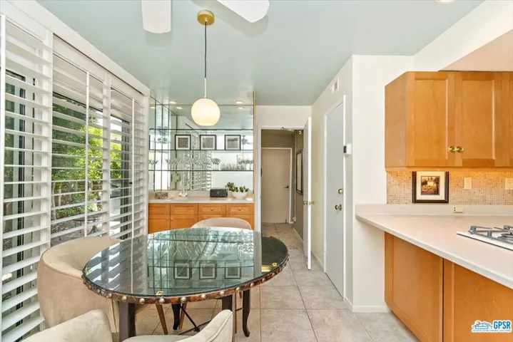 2267 S Yosemite Drive, Palm Springs, California 92264