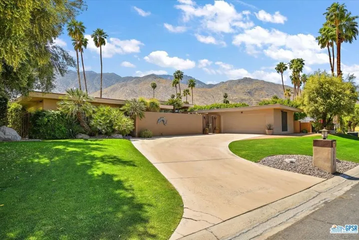 2267 S Yosemite Drive, Palm Springs, California 92264