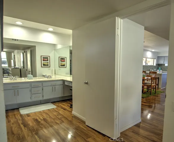Primary Bath/ dressing area