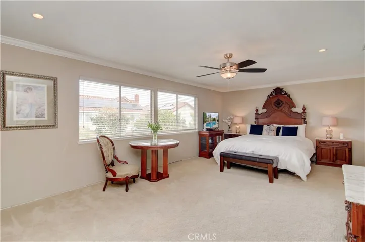 8831 Cliffside Drive, Huntington Beach, California 92646