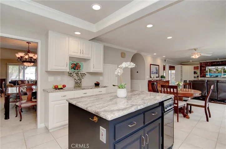 8831 Cliffside Drive, Huntington Beach, California 92646