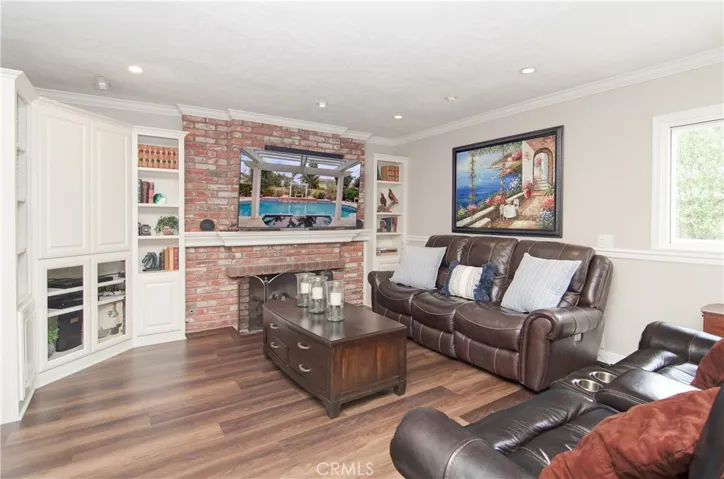 8831 Cliffside Drive, Huntington Beach, California 92646