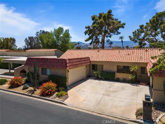 77235 Olympic Way, Palm Desert, California 92211