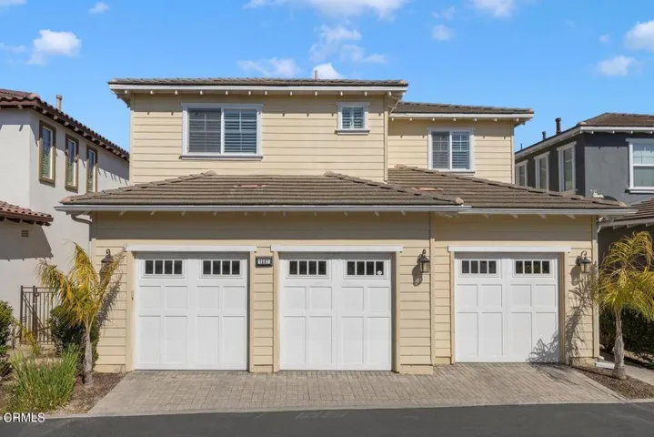 3 car garage