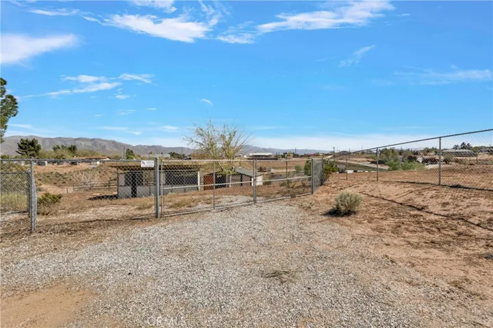 18885 Valencia Court, Hesperia, California 92345